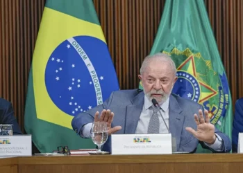 MP do setor elétrico garantirá liberdade para consumidor e fará ‘justiça tarifária’, diz Lula