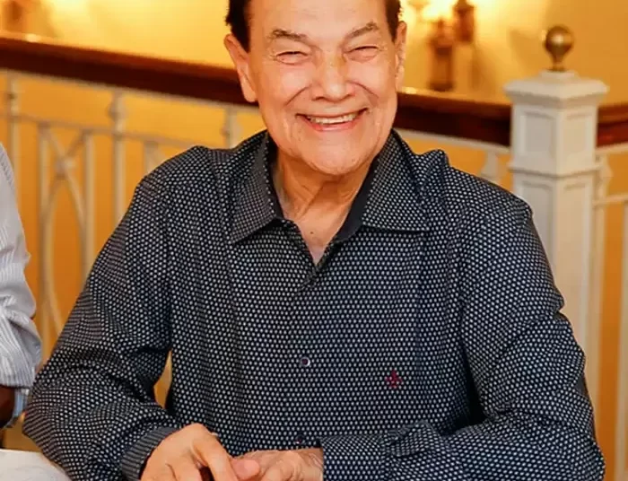 Divaldo Franco: Médium brasileiro que encantava pelas palavras e pelas ações.