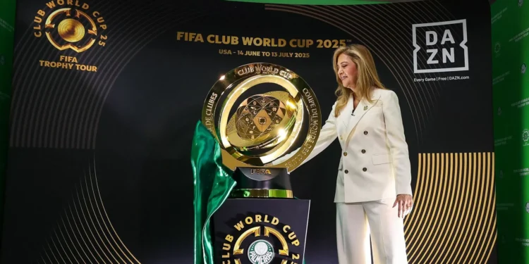 Leila Pereira sobre novas contratações: “Abel não fez solicitação nenhuma”