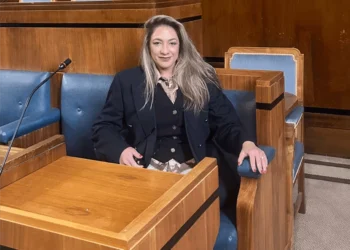 Vanessa Bentley é a primeira brasileira a se tornar vereadora no Reino Unido, um passo importante para o Brasil, que poderá ter uma representante no Parlamento Britânico