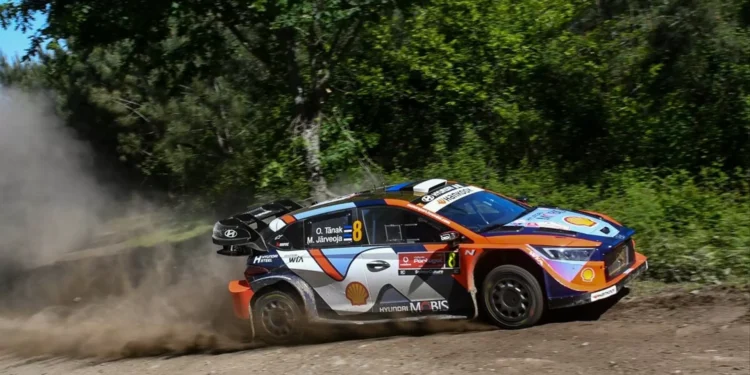 Tanak lidera Rali de Portugal por sete segundos