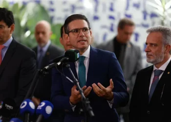 Presidente da Câmara cobra suspensão imediata de aumento do IOF sobre risco sacado