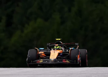 Norris sai na frente do Grande Prémio da Áustria