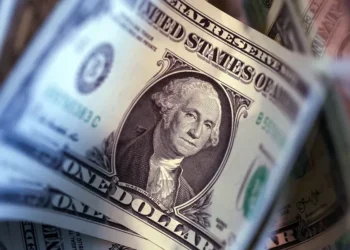 Dólar atinge mínimos de 2022 com índices bolsistas a avançarem para máximos históricos