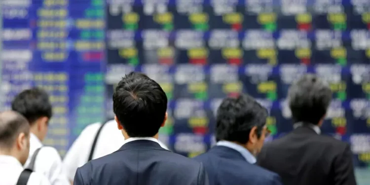 CTT caem 3% e PSI acompanha perdas europeias