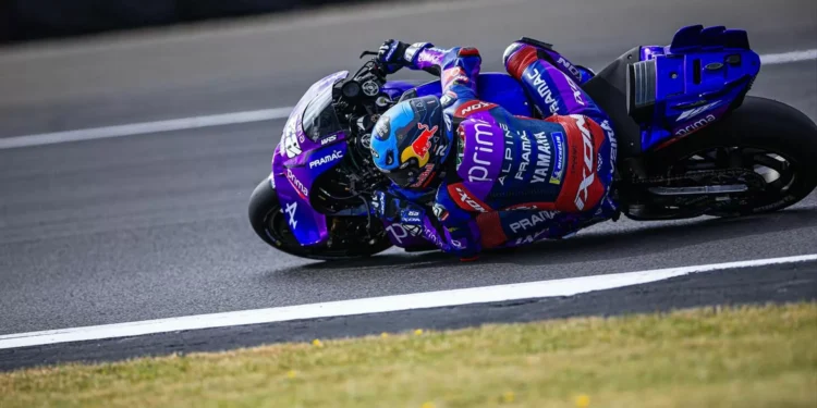 Miguel Oliveira 15.º no sprint de Aragão. Marc Márquez vence