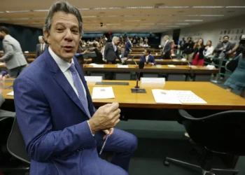 Haddad faz aceno a Hugo Motta e diz que ele está querendo ‘ajudar o Brasil’