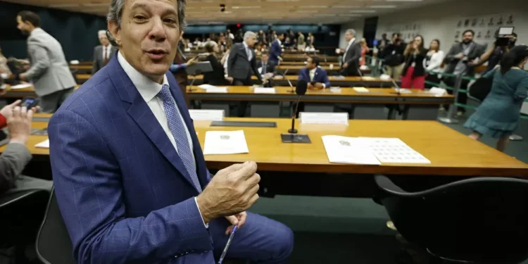 Haddad faz aceno a Hugo Motta e diz que ele está querendo ‘ajudar o Brasil’