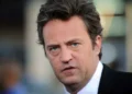 Principal médico acusado por overdose de Matthew Perry, astro de ‘Friends’, vai se declarar culpado