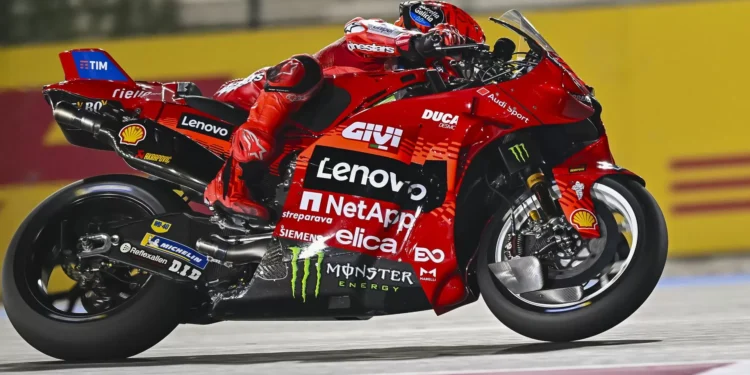 Marc Márquez vence GP da Alemanha que Miguel Oliveira não terminou