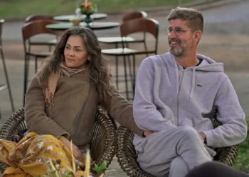 Tiazinha anuncia separação após 15 anos de casamento com o ex-tenista Flávio Saretta