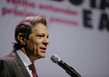 Haddad reforça prerrogativa de Lula sobre IOF e critica isenção a bets