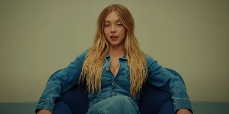 Efeito Sydney Sweeney: campanha com atriz impulsiona ações de marca de jeans