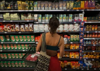 Custo de vida na Grande São Paulo sobe 0,24% em maio ante abril e 6,01% em um ano, segundo FecomercioSP