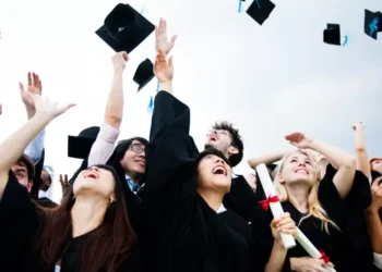 Diploma digital passa a ser obrigatório no Brasil