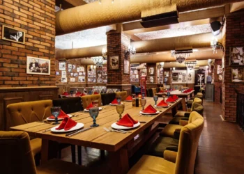 Hotéis, bares e restaurantes alertam sobre impactos do tarifaço dos EUA na inflação dos alimentos