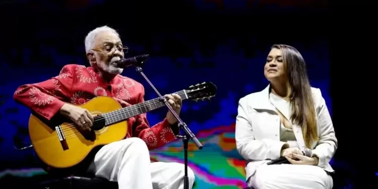 Gilberto Gil adia show em Belém após falecimento da filha Preta Gil