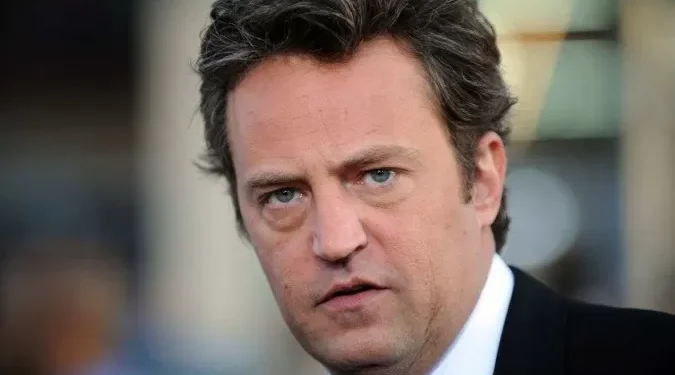 Médico se declara culpado por distribuir ilegalmente cetamina em caso Matthew Perry