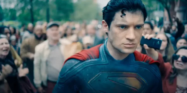 ‘Superman’, de James Gunn, renova nosso amor por super-heróis; leia crítica