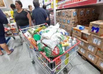 Preço da cesta básica cai em 15 das 27 capitais em julho