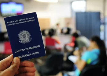 Caged fecha junho com saldo positivo, mais de 166 mil vagas e com todos os cinco grandes setores criando empregos