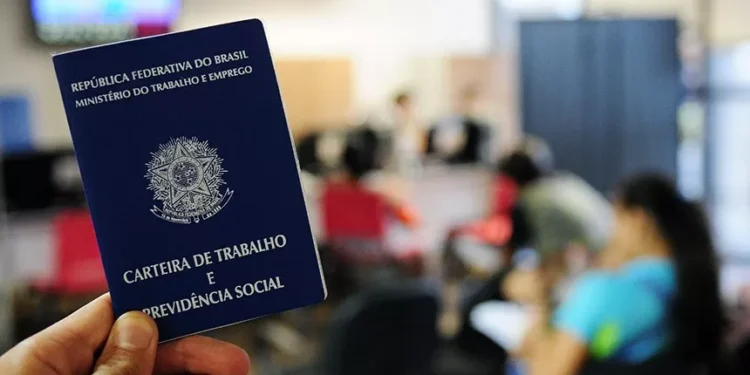 Caged fecha junho com saldo positivo, mais de 166 mil vagas e com todos os cinco grandes setores criando empregos