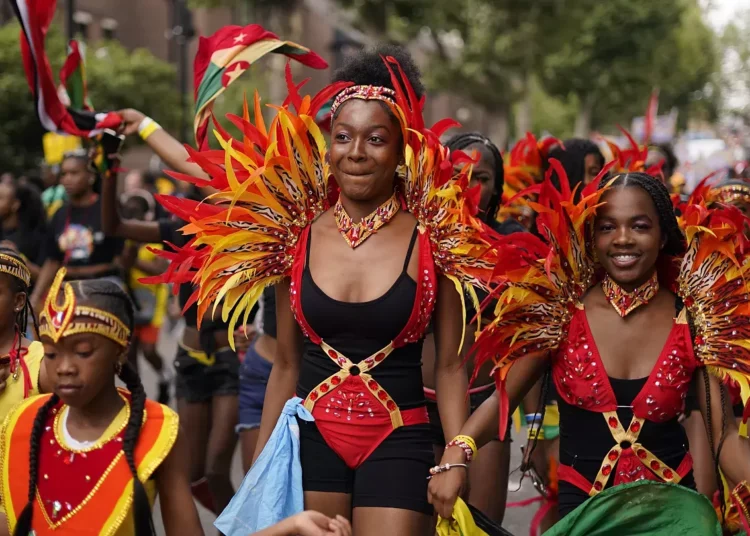 Carnaval del Pueblo 2025: a maior celebração latino-americana do Reino Unido. Notícias em Português estará presente!