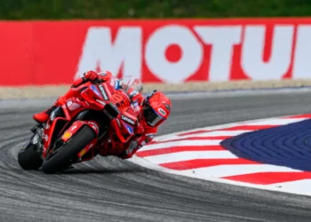 Marc Márquez faz sexta dobradinha e reforça liderança