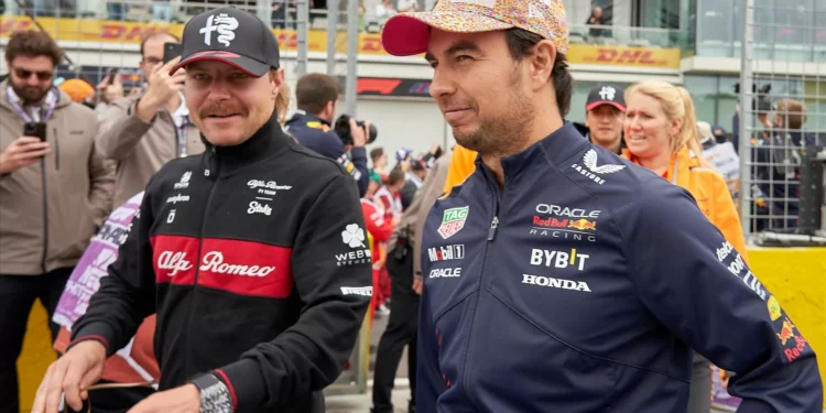 Cadillac aposta na experiência de Bottas e Pérez para a estreia na Fórmula 1