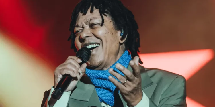 Djavan anuncia seu 26º disco de inéditas e turnê de 50 anos de carreira
