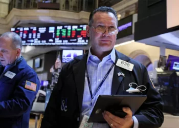 Bolsa de Lisboa cai para o vermelho e contraria sentimento europeu