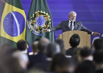 Governo federal anuncia pacote nesta quarta para reduzir impacto de tarifa dos EUA sobre exportações