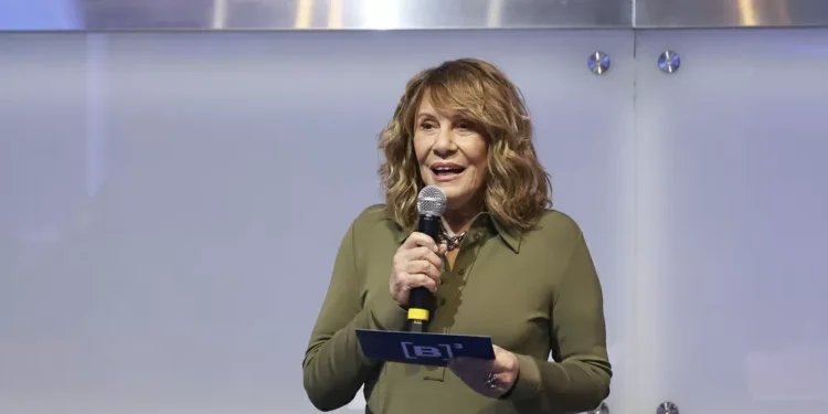 B3 e Tesouro lançam campanha com meme ‘Nazaré Confusa’ para simplificar acesso a investimentos