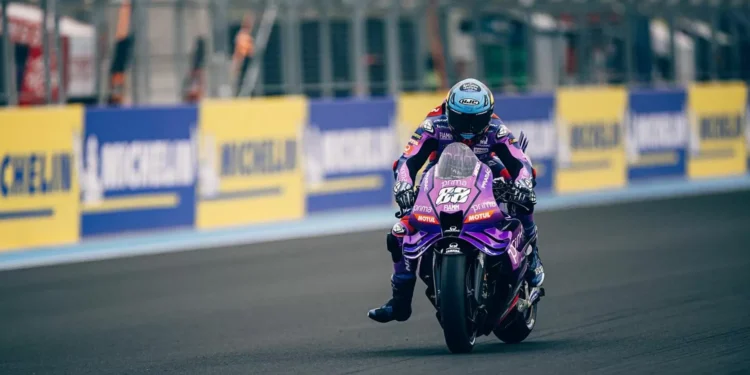 Miguel Oliveira termina sprint no 14.º lugar