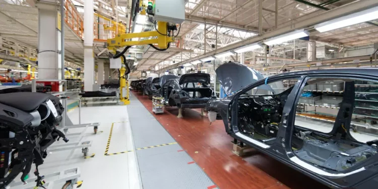 Produção de veículos cresce 5,8% em setembro ante 2024