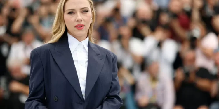 Scarlett Johansson pode ser vilã em live-action de ‘Enrolados’
