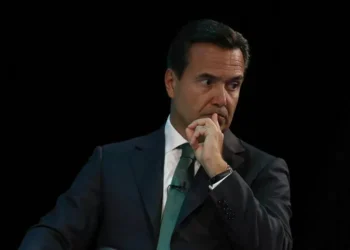 António Horta Osório usado em anúncios fraudulentos nas redes sociais para recomendar investimentos