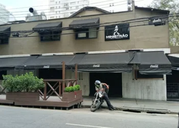 Qual o impacto da crise de metanol nos bares e restaurantes?