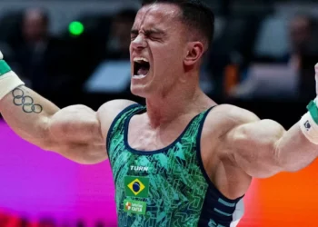 Ginástica Artística: Brasil avança a duas finais masculinas no Mundial