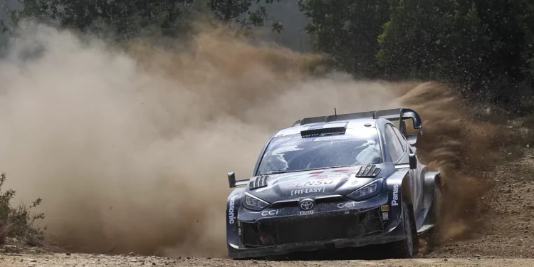 Rovanpera vence Rali, Evans lidera campeonato