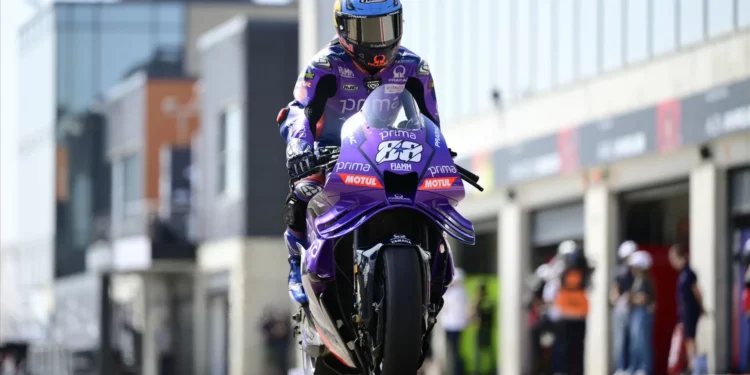 Miguel Oliveira deixa MotoGP e vai competir no Mundial de Superbikes