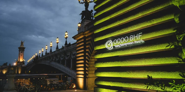 Gigante bancário francês ODDO BHF lança stablecoin respaldada pelo euro