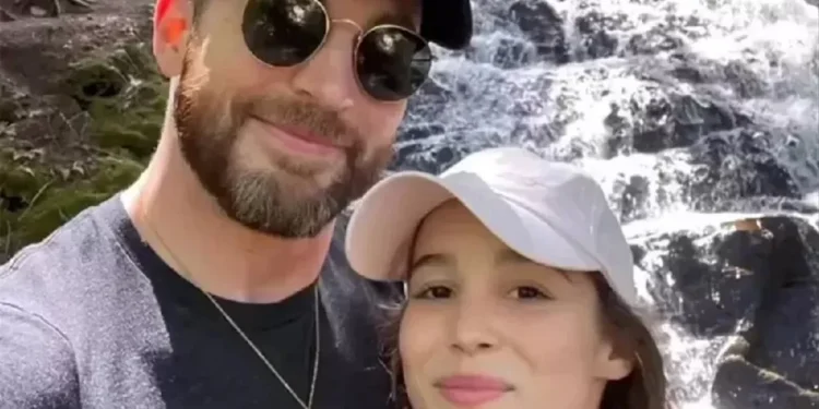 Nasce bebê de Chris Evans e Alba Baptista