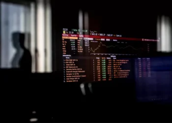 Tudo no vermelho: EDP e EDPR quebram PSI em dia de pessimismo europeu