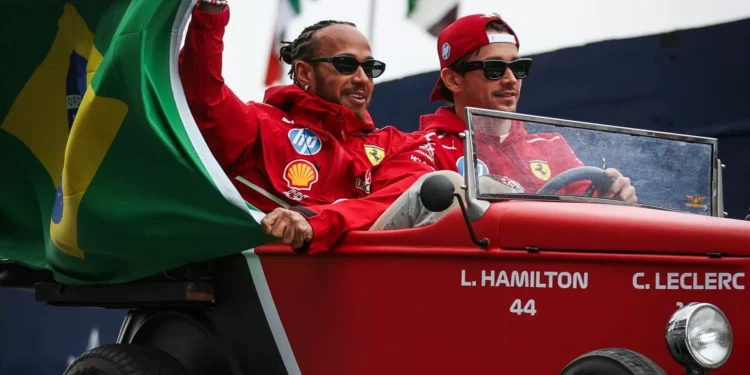 Ferrari volta aos maus hábitos. Presidente dá recado aos pilotos: “Falem menos, concentrem-se em conduzir”