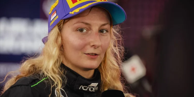 Doriane Pin é a campeã de 2025 da F1 Academy
