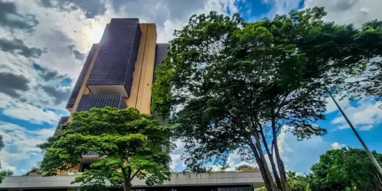 Déficit do setor externo soma US$ 5 bilhões em outubro, revela BC