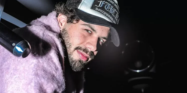 ‘Não sou um mestre da leitura, mas sei ler’, diz Zé Felipe após gafe no Prêmio Multishow