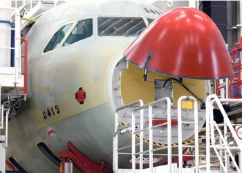 Ações da Airbus tombam após relatos de um “problema de qualidade industrial” em dezenas de A320