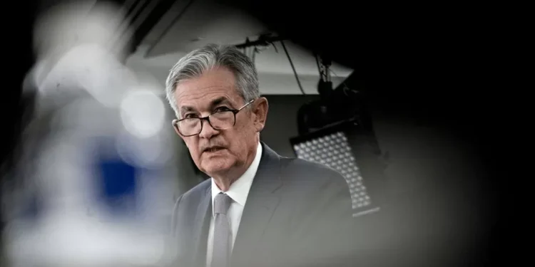Fed volta a cortar taxas pela terceira vez seguida apesar de divisão interna